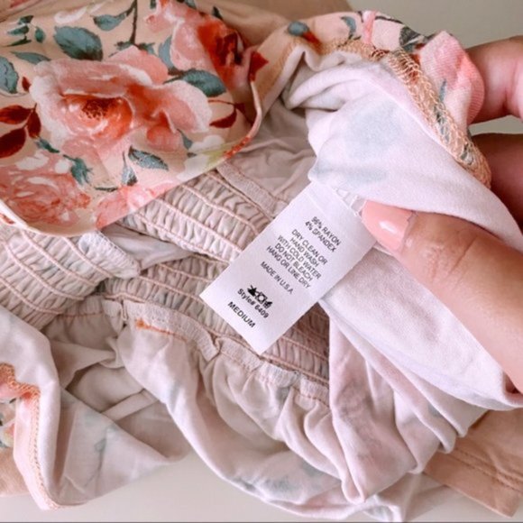 Entro | Ellie Floral Print Surplice Sleeveless Smocked Top Ruffle Cottage Medium - Picture 13 of 14